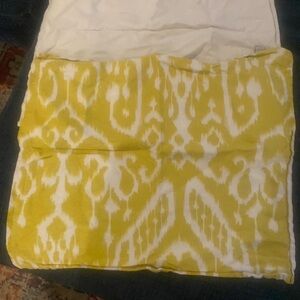 Trina Turk 💋 Pillow Shams.